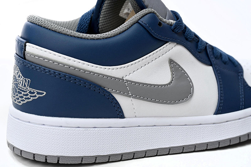 【AA1AQ】白蓝灰 乔丹1代低帮 553558-412 Air Jordan 1 Low White Blue