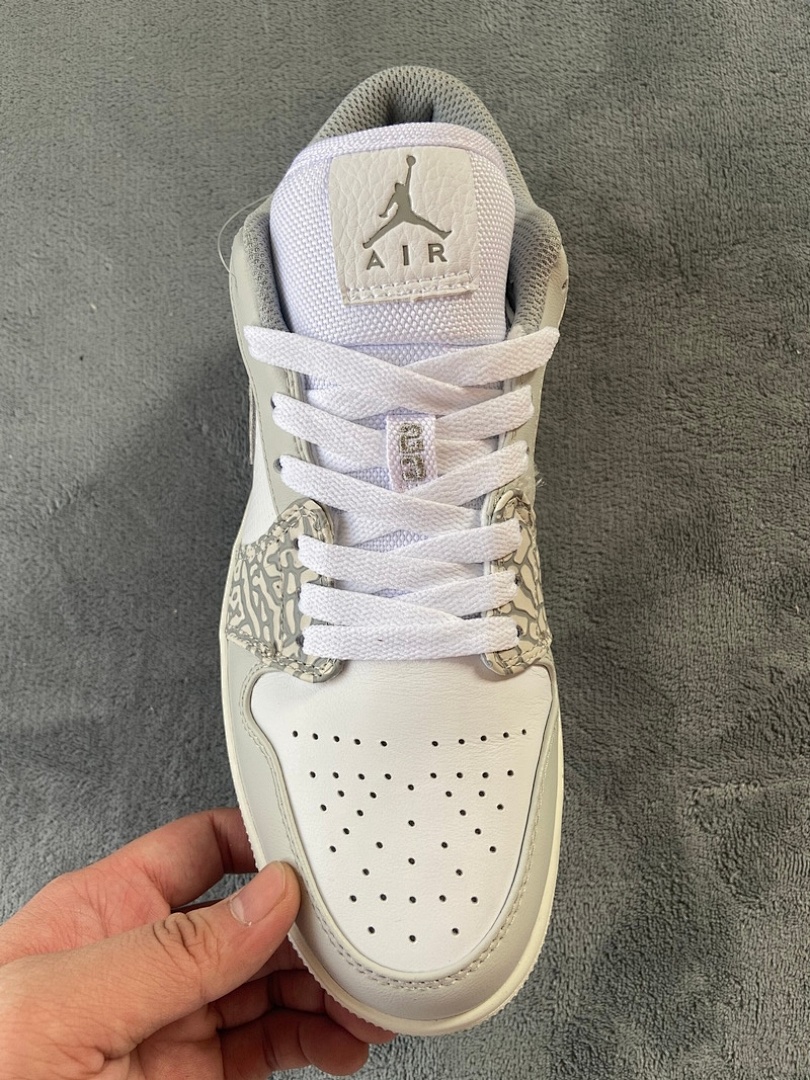 【AA1AQ】白灰爆裂纹 乔丹1代低帮 DH4269-100 Air Jordan 1 Low PRM Elephant Print