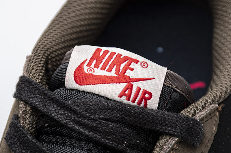 【AA1XH】倒钩 乔丹1代低帮Air Jordan 1 Low “Travis Scott” CQ4277-001