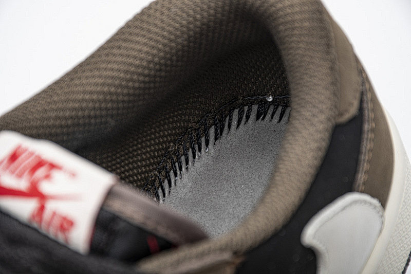 【AA1XH】倒钩 乔丹1代低帮Air Jordan 1 Low “Travis Scott” CQ4277-001