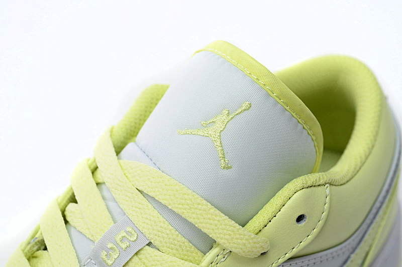 【AA1AQ】新黄白 乔丹1代低帮 DC0774-007 Air Jordan 1 Low Xin Bai
