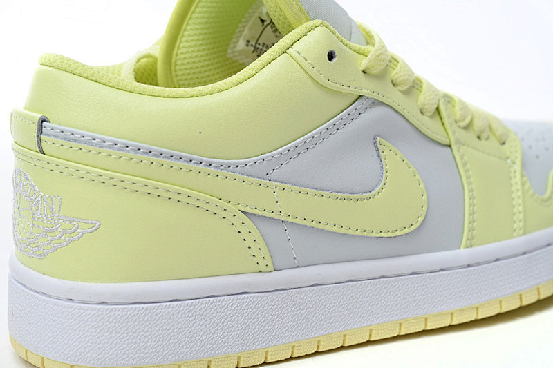 【AA1AQ】新黄白 乔丹1代低帮 DC0774-007 Air Jordan 1 Low Xin Bai