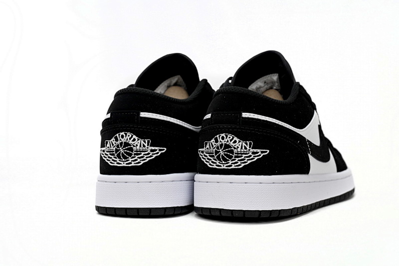 yupoo_331161_2d2ca3df.jpg 【AA1AQ】新黑白灰 乔丹1代低帮 553558-001 Air Jordan 1 Low New Black and White Panda