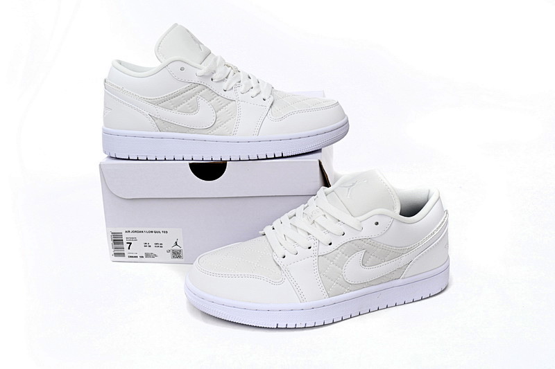 【AA1AQ】白色缝线 乔丹1代低帮 DB6480-100 Air Jordan 1 Low Quilted “Triple White”