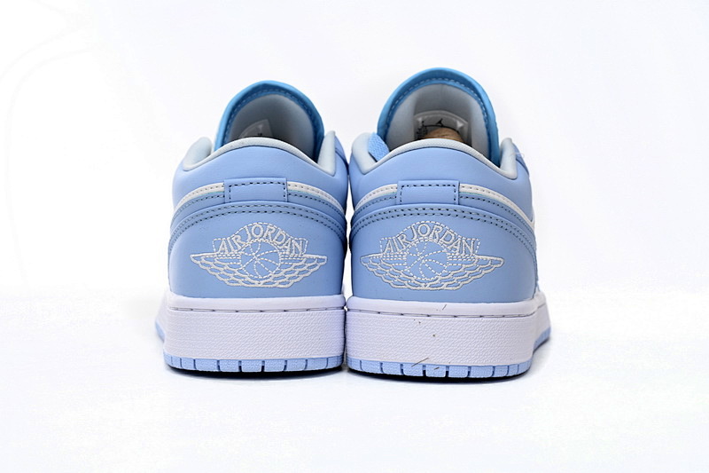【AA1AQ】雾霾浅兰 乔丹1代低帮 DC0774-141 Travis Scott x Air Jordan 1 Low White Blue