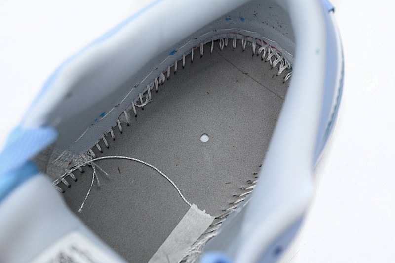【AA1AQ】雾霾浅兰 乔丹1代低帮 DC0774-141 Travis Scott x Air Jordan 1 Low White Blue