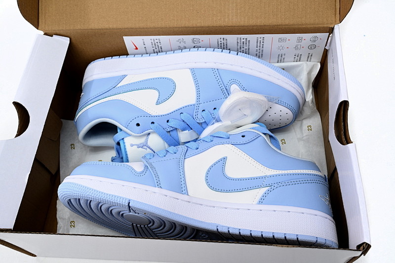 【AA1AQ】雾霾浅兰 乔丹1代低帮 DC0774-141 Travis Scott x Air Jordan 1 Low White Blue