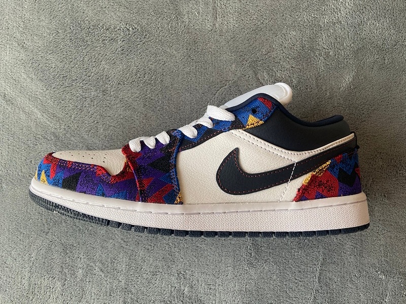 【AA1AQ】毛衣 乔丹1代低帮 CZ8659-100 Air Jordan 1 Low Sweater