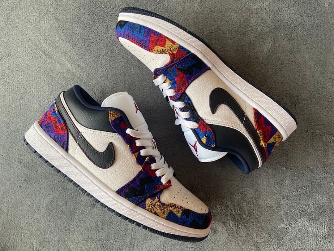 【AA1AQ】毛衣 乔丹1代低帮 CZ8659-100 Air Jordan 1 Low Sweater