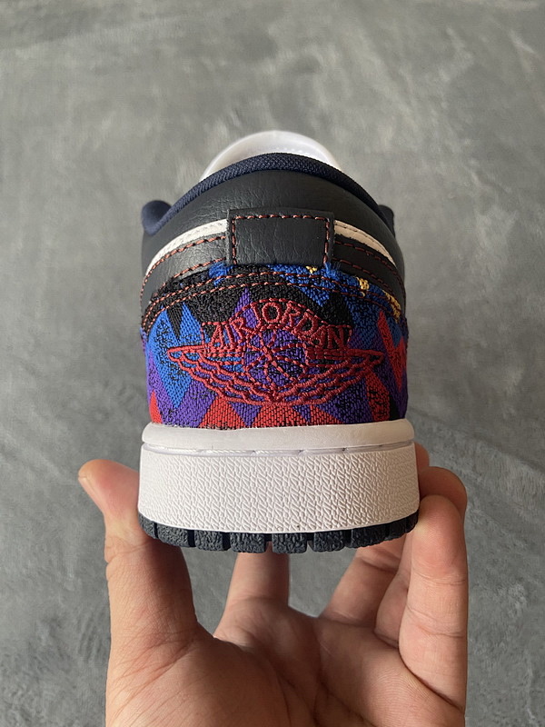 【AA1AQ】毛衣 乔丹1代低帮 CZ8659-100 Air Jordan 1 Low Sweater