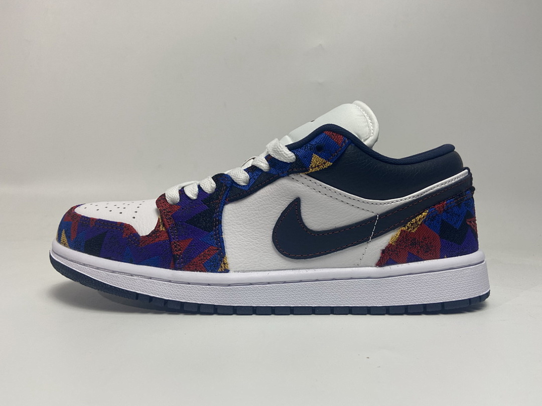 【AA1AQ】毛衣 乔丹1代低帮 CZ8659-100 Air Jordan 1 Low Sweater