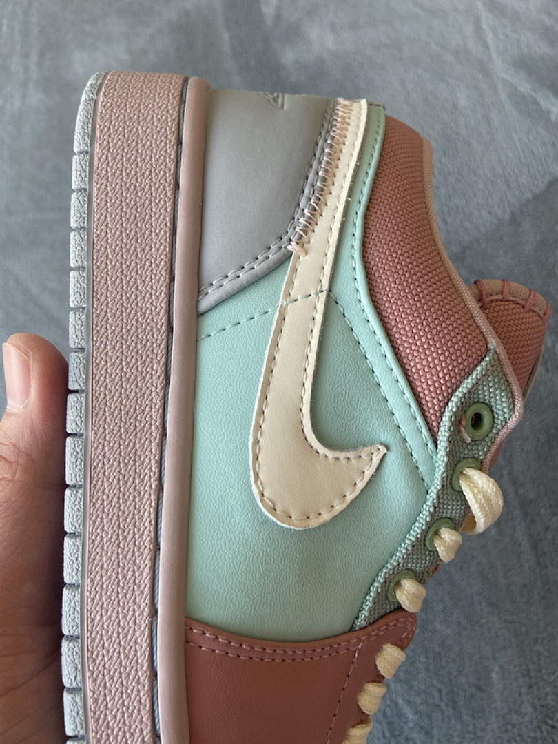 yupoo_331597_5e19dd9d.jpg 【AA1AQ】马卡龙粉 乔丹1代低帮 DJ5196-615 Air Jordan 1 Low SE Champagne