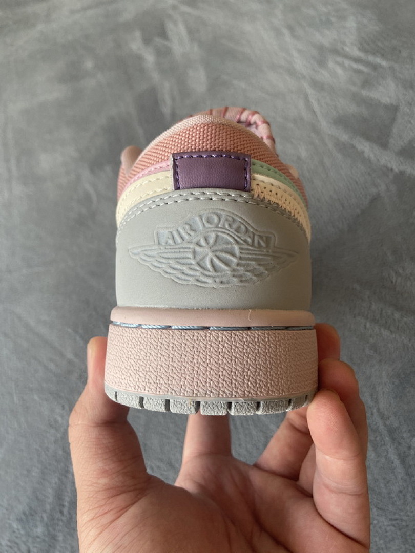 yupoo_331597_a77fb4c5.jpg 【AA1AQ】马卡龙粉 乔丹1代低帮 DJ5196-615 Air Jordan 1 Low SE Champagne
