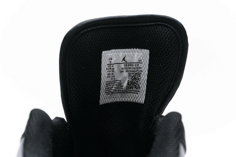 【AA1AQ】灰白黑 乔丹1代低帮 553558-110 Air Jordan 1 Low Shadow