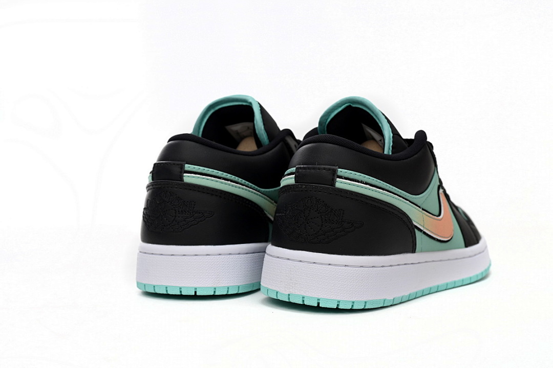 【AA1AQ】黑蒂芙尼 乔丹1代低帮 CK3022-301 Air Jordan 1 Low SE Tropical Twist