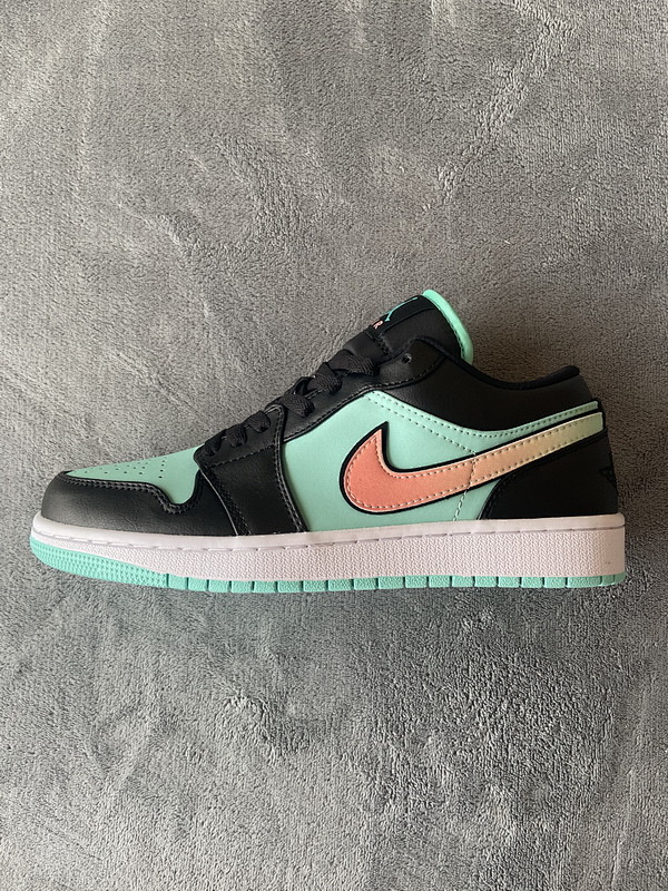 【AA1AQ】黑蒂芙尼 乔丹1代低帮 CK3022-301 Air Jordan 1 Low SE Tropical Twist