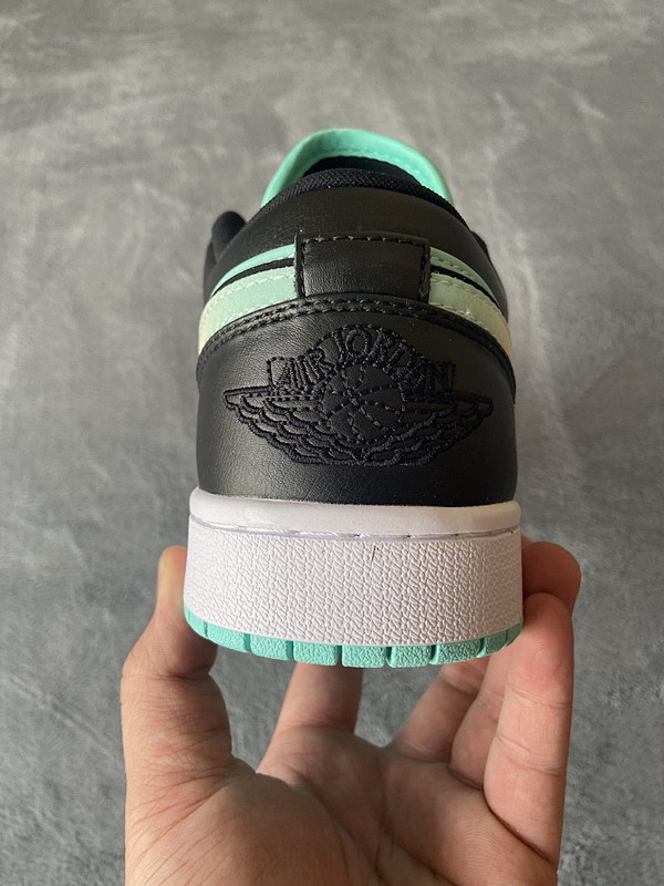 【AA1AQ】黑蒂芙尼 乔丹1代低帮 CK3022-301 Air Jordan 1 Low SE Tropical Twist