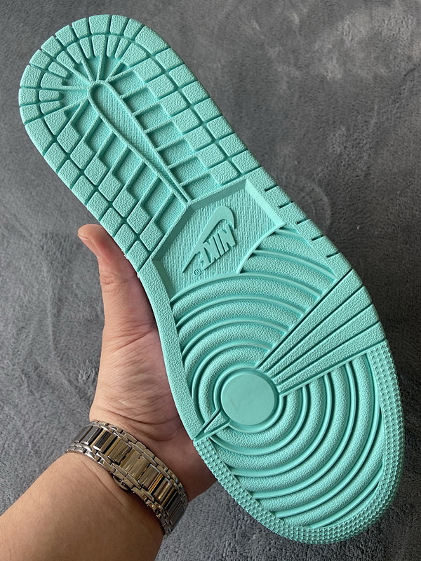 【AA1AQ】黑蒂芙尼 乔丹1代低帮 CK3022-301 Air Jordan 1 Low SE Tropical Twist