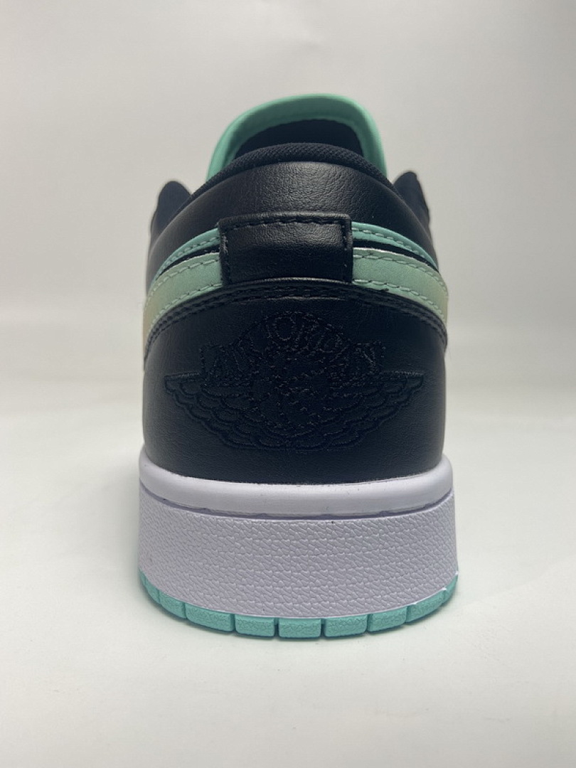 【AA1AQ】黑蒂芙尼 乔丹1代低帮 CK3022-301 Air Jordan 1 Low SE Tropical Twist