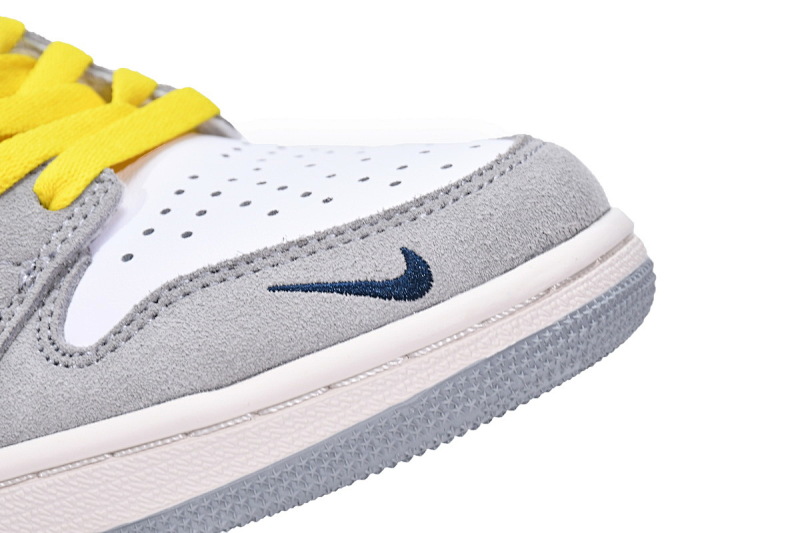 【CN5XH】烟灰 东莞版拉链款乔丹1代篮球鞋 CW6576-100 Air Jordan 1 High Switch Light Smoke Grey