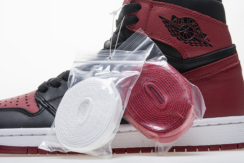 yupoo_332628_5a666f14.jpg 【BA7XH】禁穿 东莞版乔丹1代 Air Jordan 1 High 'Banned' 555088-001