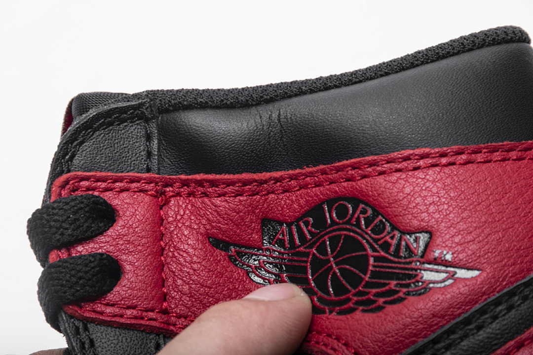 yupoo_332628_7321c471.jpg 【BA7XH】禁穿 东莞版乔丹1代 Air Jordan 1 High 'Banned' 555088-001