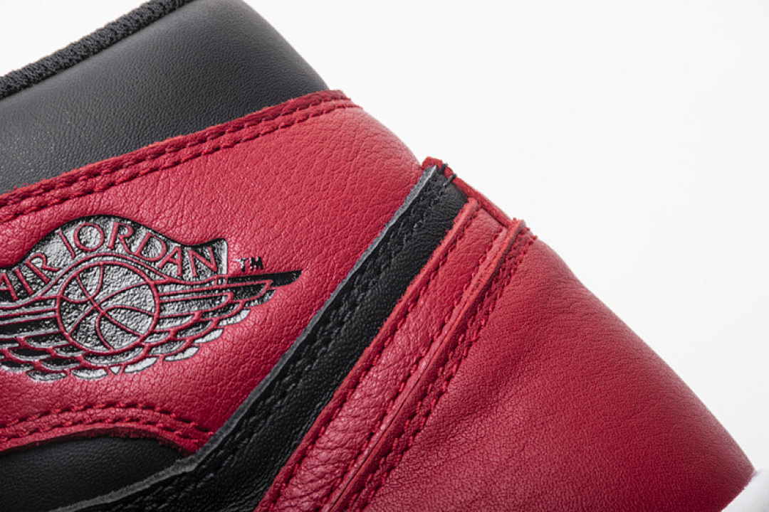 yupoo_332628_8998d11a.jpg 【BA7XH】禁穿 东莞版乔丹1代 Air Jordan 1 High 'Banned' 555088-001