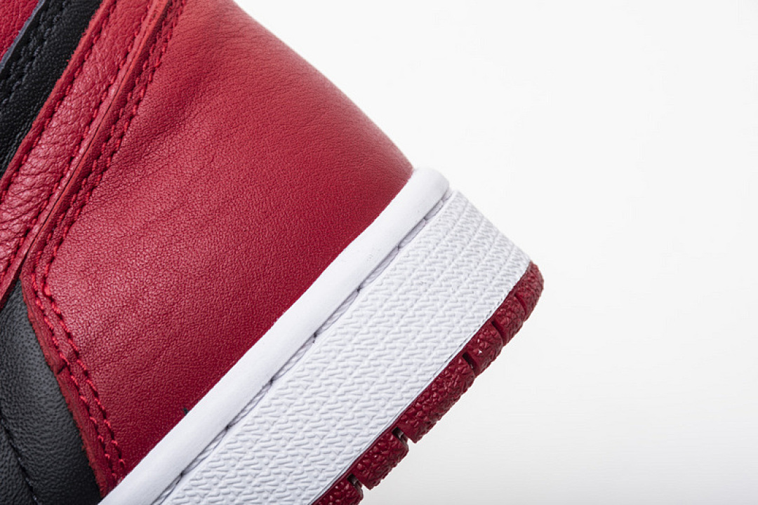 yupoo_332628_a4acb014.jpg 【BA7XH】禁穿 东莞版乔丹1代 Air Jordan 1 High 'Banned' 555088-001