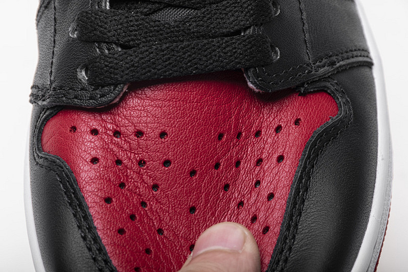 yupoo_332628_c9930d99.jpg 【BA7XH】禁穿 东莞版乔丹1代 Air Jordan 1 High 'Banned' 555088-001