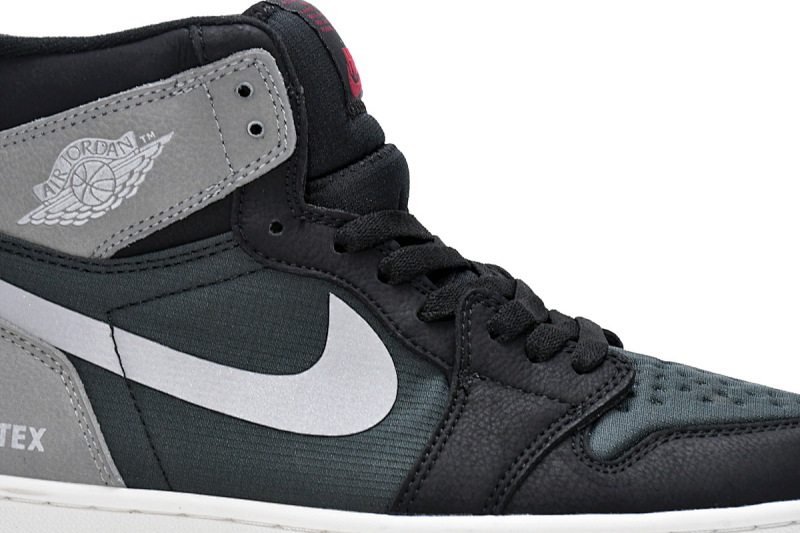 yupoo_332810_12fd6e7d.jpg 【BA7XH】黑灰防水 东莞版乔丹1代复古篮球鞋 DB2889-001 Air Jordan 1 Gray Hook