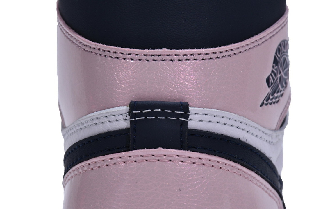 【BA7XH】黑粉漆皮 本地版乔丹1代篮球鞋 DD9335-641 Air Jordan 1 High OG Atmosphere