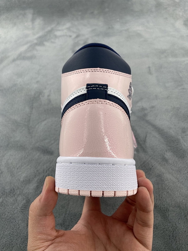 【BA7XH】黑粉漆皮 本地版乔丹1代篮球鞋 DD9335-641 Air Jordan 1 High OG Atmosphere