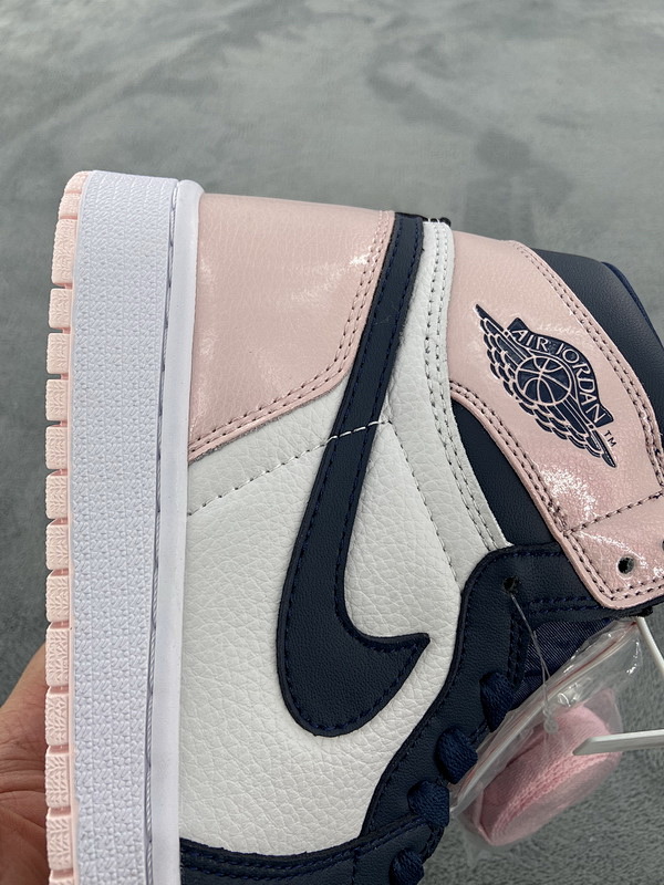 【BA7XH】黑粉漆皮 本地版乔丹1代篮球鞋 DD9335-641 Air Jordan 1 High OG Atmosphere
