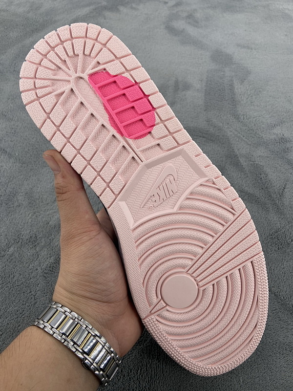 【BA7XH】黑粉漆皮 本地版乔丹1代篮球鞋 DD9335-641 Air Jordan 1 High OG Atmosphere