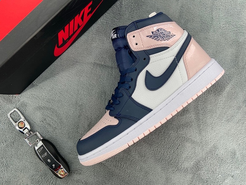 【BA7XH】黑粉漆皮 本地版乔丹1代篮球鞋 DD9335-641 Air Jordan 1 High OG Atmosphere
