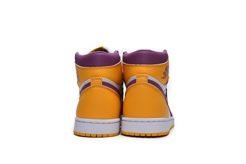 【BA7XH】白紫金 东莞版乔丹1代篮球鞋555088-706 Air Jordan 1 High OG “Brotherhood”
