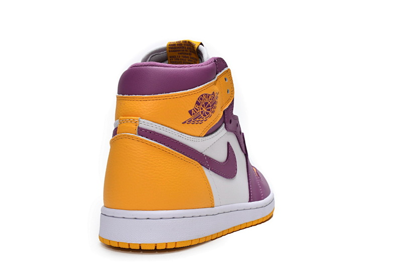 【BA7XH】白紫金 东莞版乔丹1代篮球鞋555088-706 Air Jordan 1 High OG “Brotherhood”