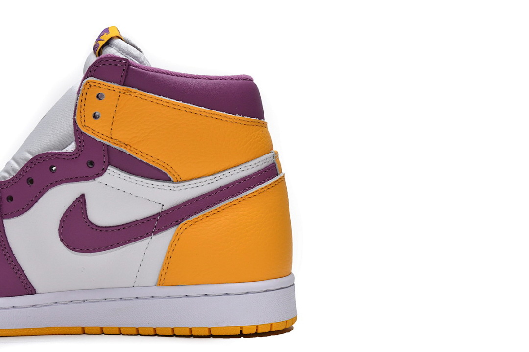 【BA7XH】白紫金 东莞版乔丹1代篮球鞋555088-706 Air Jordan 1 High OG “Brotherhood”