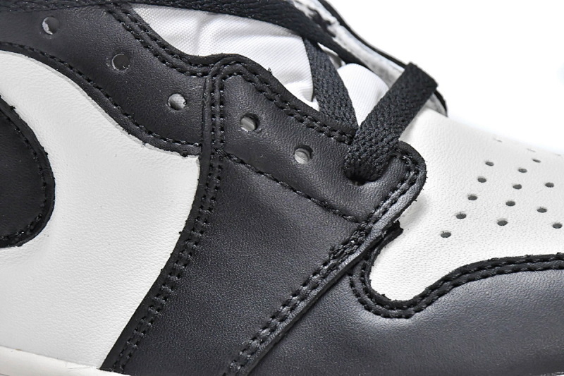 【BA7XH】摩卡倒钩 乔丹1代篮球鞋 555088-105 Air Jordan 1 Retro High OG Dark Mocha