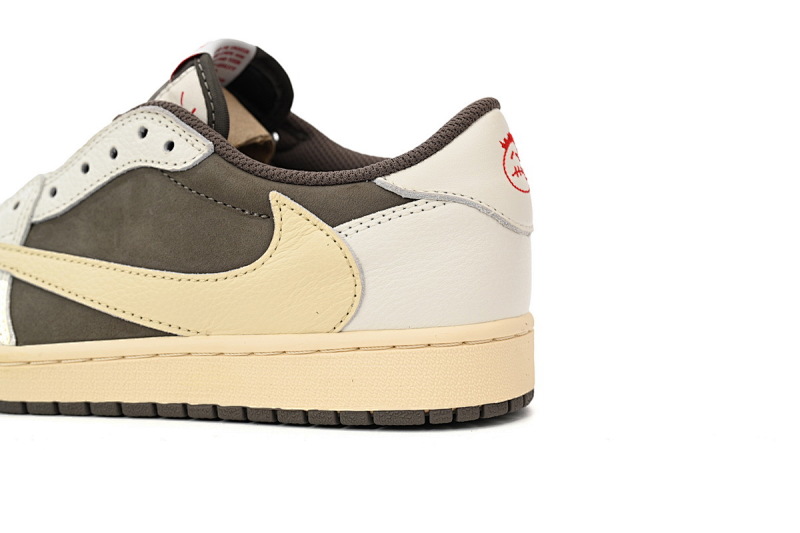 【CA1K6】低帮白棕 纯原乔丹1代低帮 DM7866-162 Travis Scott x Air Jordan 1 Low White Brown Barb