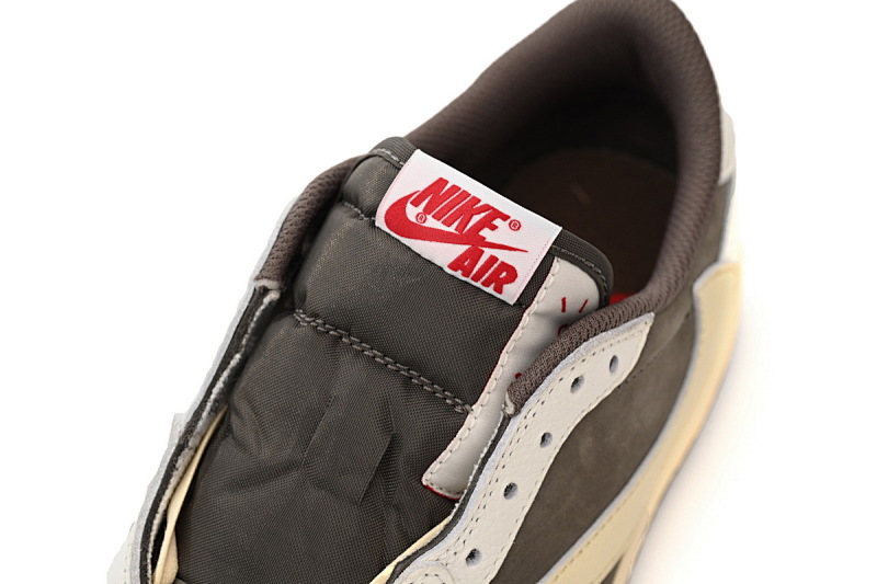 【CA1K6】低帮白棕 纯原乔丹1代低帮 DM7866-162 Travis Scott x Air Jordan 1 Low White Brown Barb