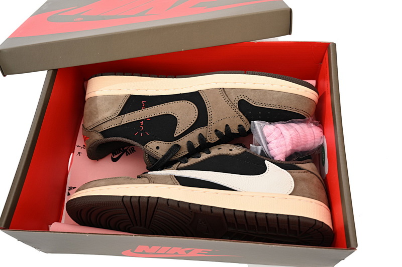 yupoo_333642_d4d26777.jpg 【CA1K6】倒勾低帮 纯原版乔丹1代低帮 CQ4277-001 Travis Scott x Air Jordan 1 Low OG SP-T