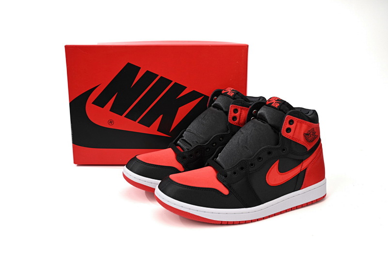 【CA1K6】黑脚趾丝绸 纯原版乔丹1代 篮球运动鞋 FD4810-061 Air Jordan 1 High OG WMNS “Satin Bred”
