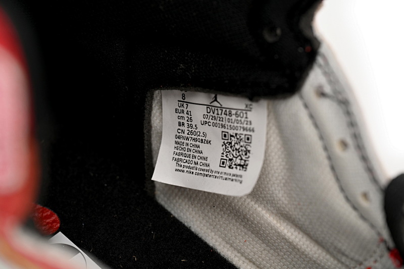 【CA1K6】蜘蛛侠2.0 纯原版乔丹1代 篮球运动鞋 DV1748-601 Air Jordan 1 High OG “Next Chapter”