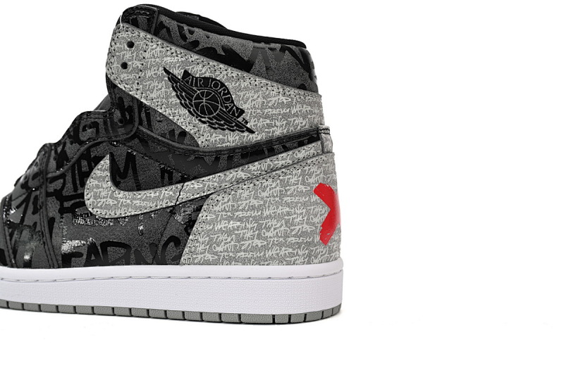 【CA1K6】黑灰叛逆 纯原版乔丹1代 篮球运动鞋 555088-036 Air Jordan 1 High OG Rebellionaire