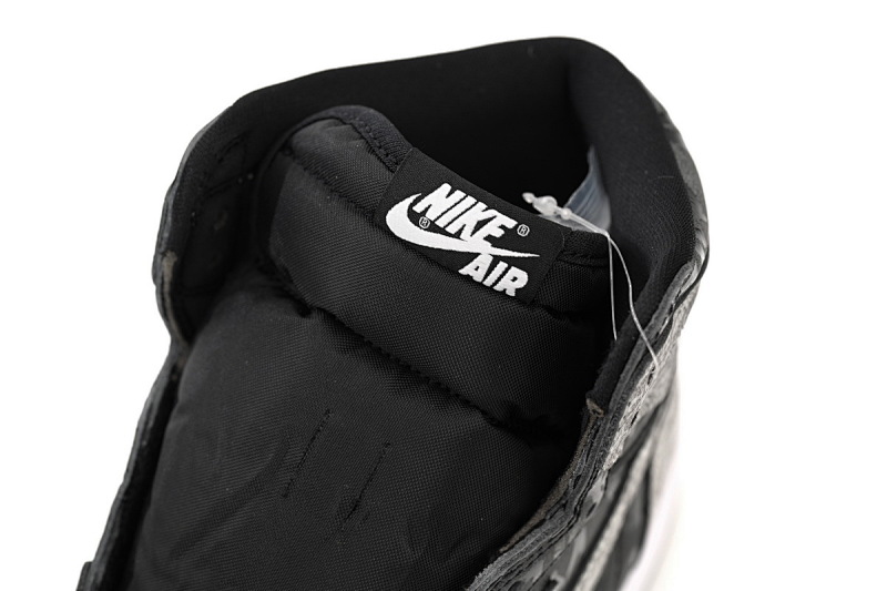 【CA1K6】黑灰叛逆 纯原版乔丹1代 篮球运动鞋 555088-036 Air Jordan 1 High OG Rebellionaire
