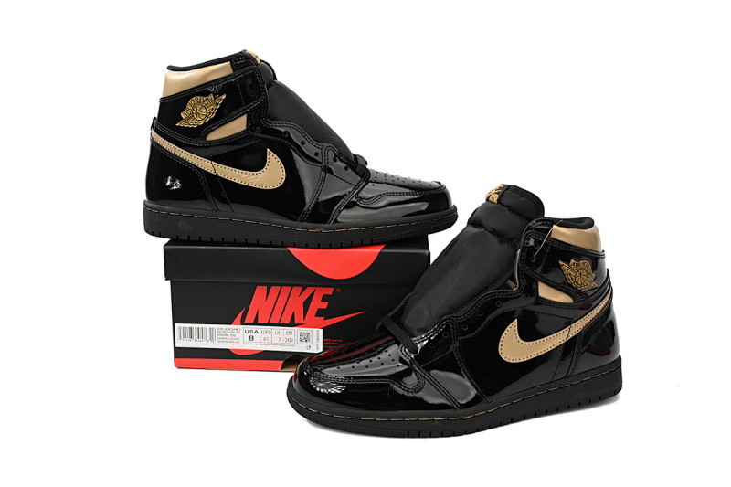 【CA1K6】黑金 纯原版乔丹1代 篮球运动鞋 555088-032 Air Jordan 1 Retro High OG