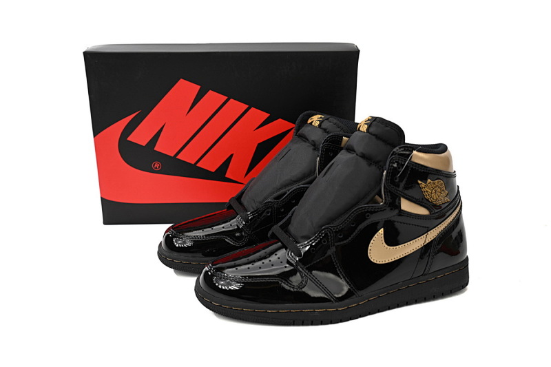 【CA1K6】黑金 纯原版乔丹1代 篮球运动鞋 555088-032 Air Jordan 1 Retro High OG