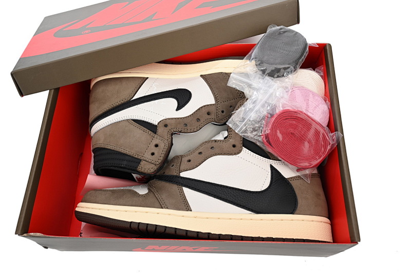 【CA1K6】倒勾 纯原版乔丹1代 篮球运动鞋 CD4487-100 Travis Scott x Air Jordan 1 High OG TS SP