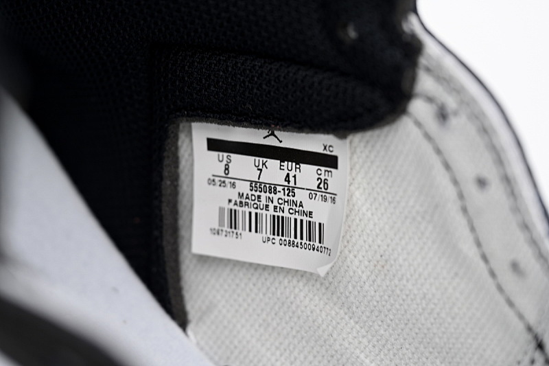 yupoo_334616_3b77d30d.jpg 【CA1K6】黑脚趾 纯原版乔丹1代 Air Jordan 1 High OG “Black Toe”555088-125